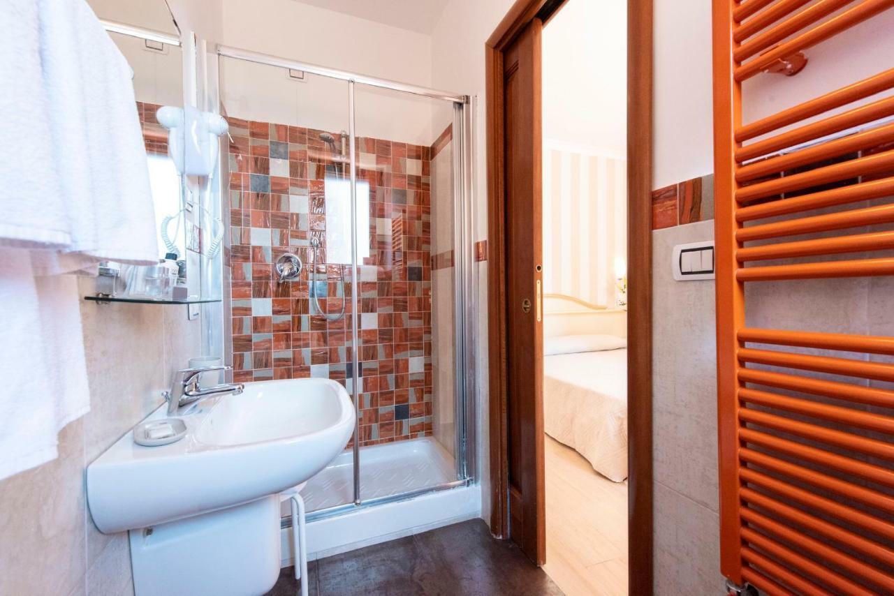 La Suite Di San Pietro Рим Екстериор снимка